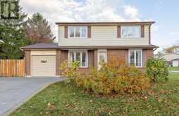 401 HANDLEY CRESCENT | Newmarket Ontario | Slide Image One