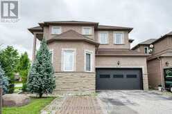 2 REINDEER CRESCENT N | Vaughan Ontario | Slide Image One