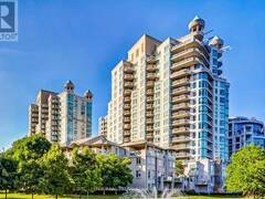 PH17 - 2111 LAKE SHORE BOULEVARD W Toronto Ontario, M8V 4B2