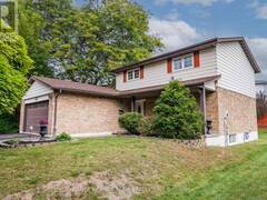 167 WOODLANE COURT Oshawa Ontario, L1G 6Y5