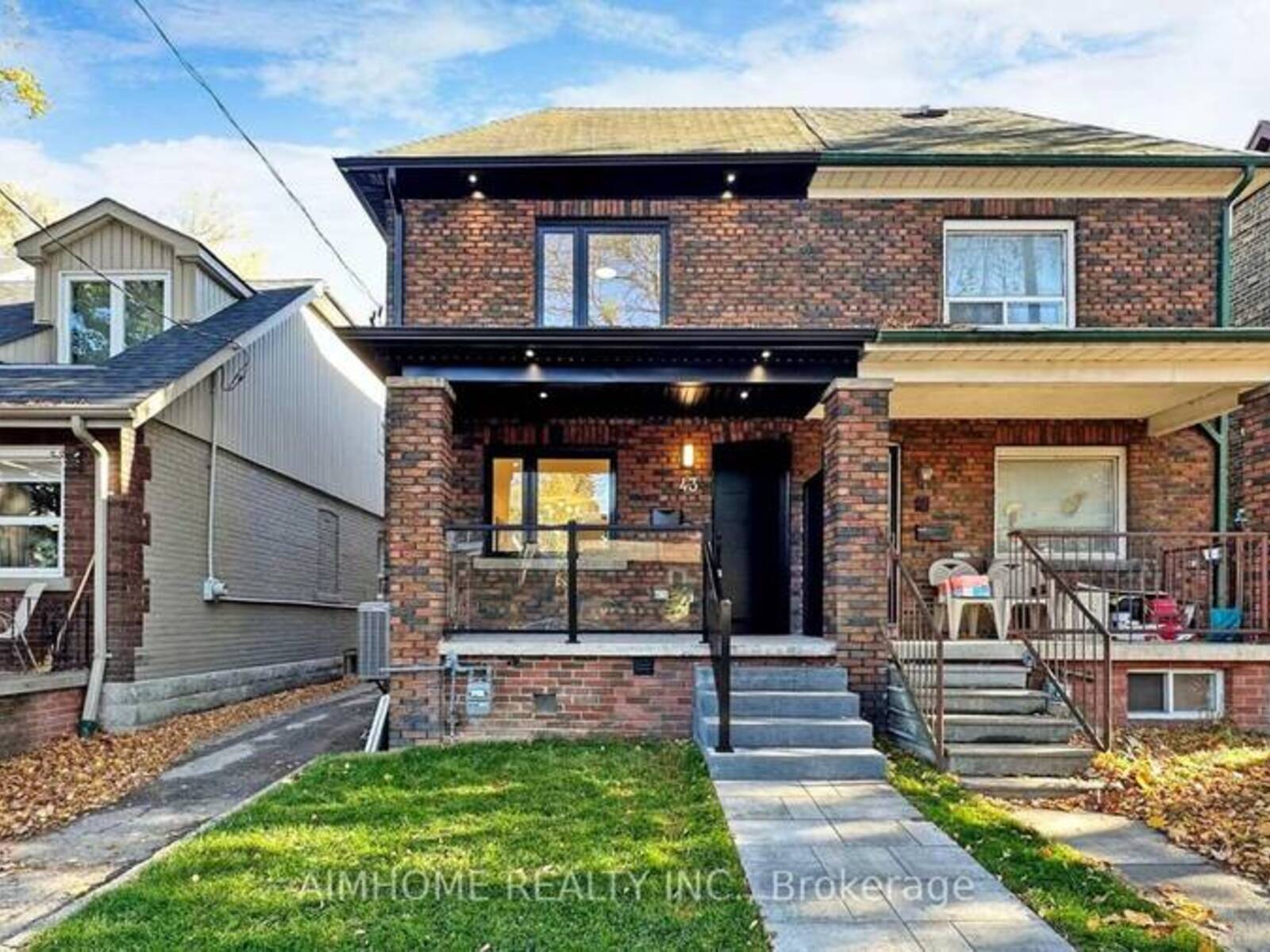 43 HIGHFIELD ROAD, Toronto, Ontario M4L 2T9