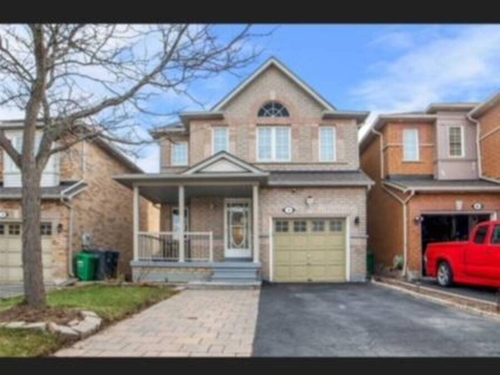 4 SLESSOR LANE, Brampton, Ontario L6P 1L8