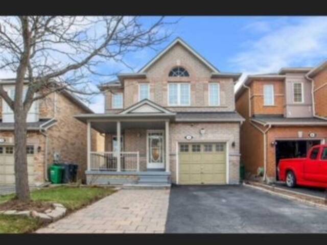 4 SLESSOR LANE Brampton Ontario, L6P 1L8