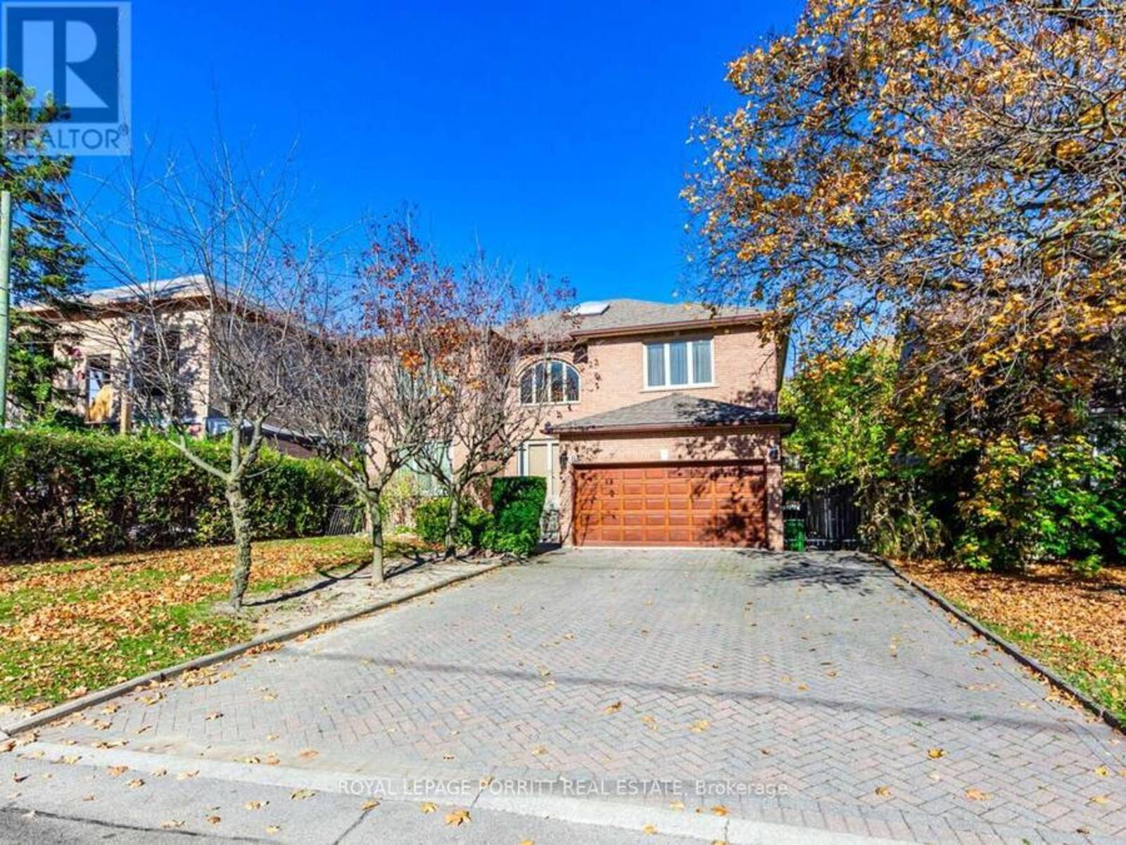 8 LOVILLA BOULEVARD, Toronto, Ontario M9M 1C3