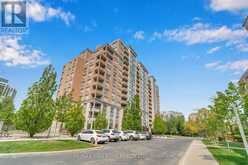 615 - 29 NORTHERN HTS DRIVE | Richmond Hill Ontario | Slide Image Two