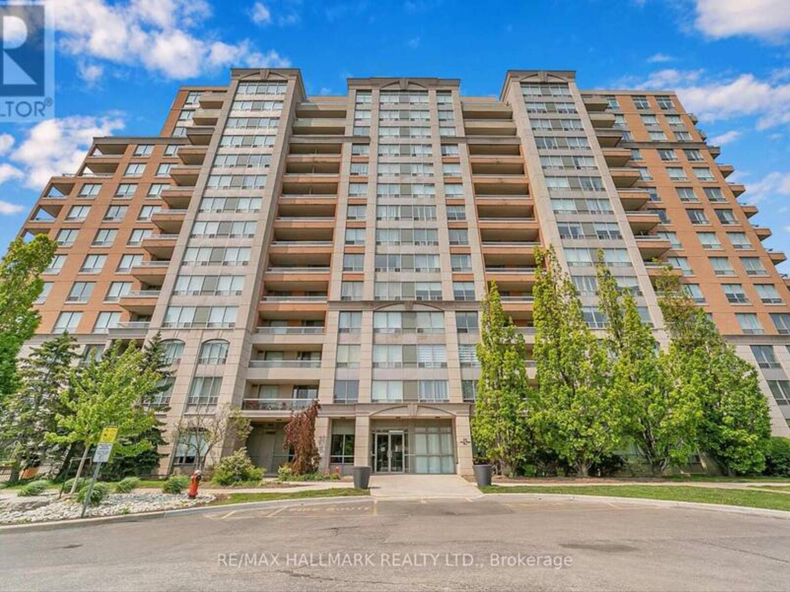 615 - 29 NORTHERN HTS DRIVE, Richmond Hill, Ontario L4B 4L8