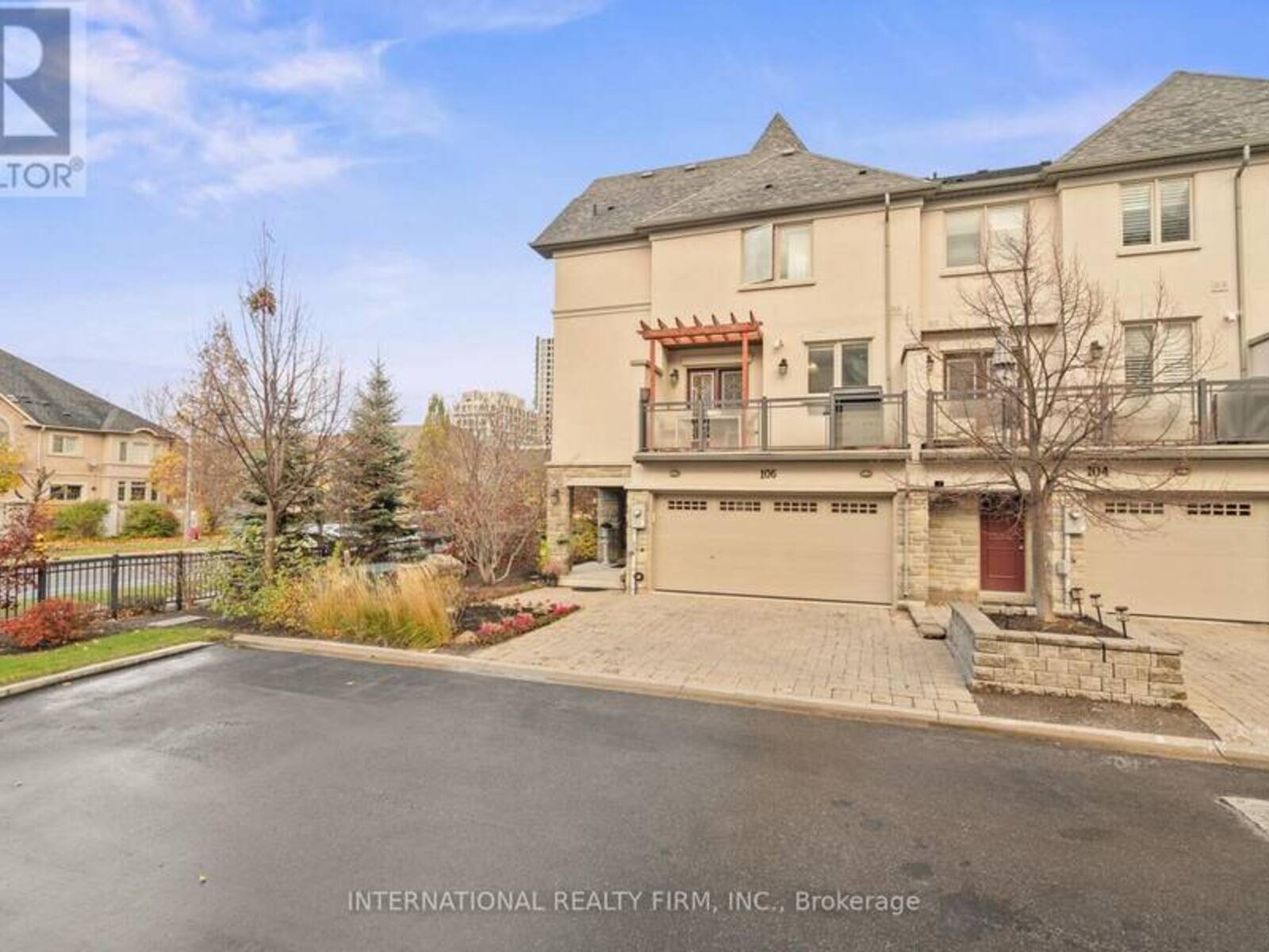 106 DISERA DRIVE, Vaughan, Ontario L4J 0G8