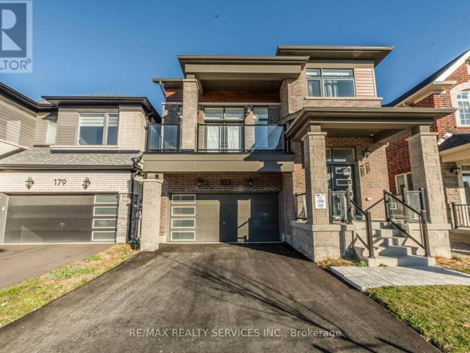 183 HISTAND TRAIL E, Kitchener, Ontario N2R 1P6