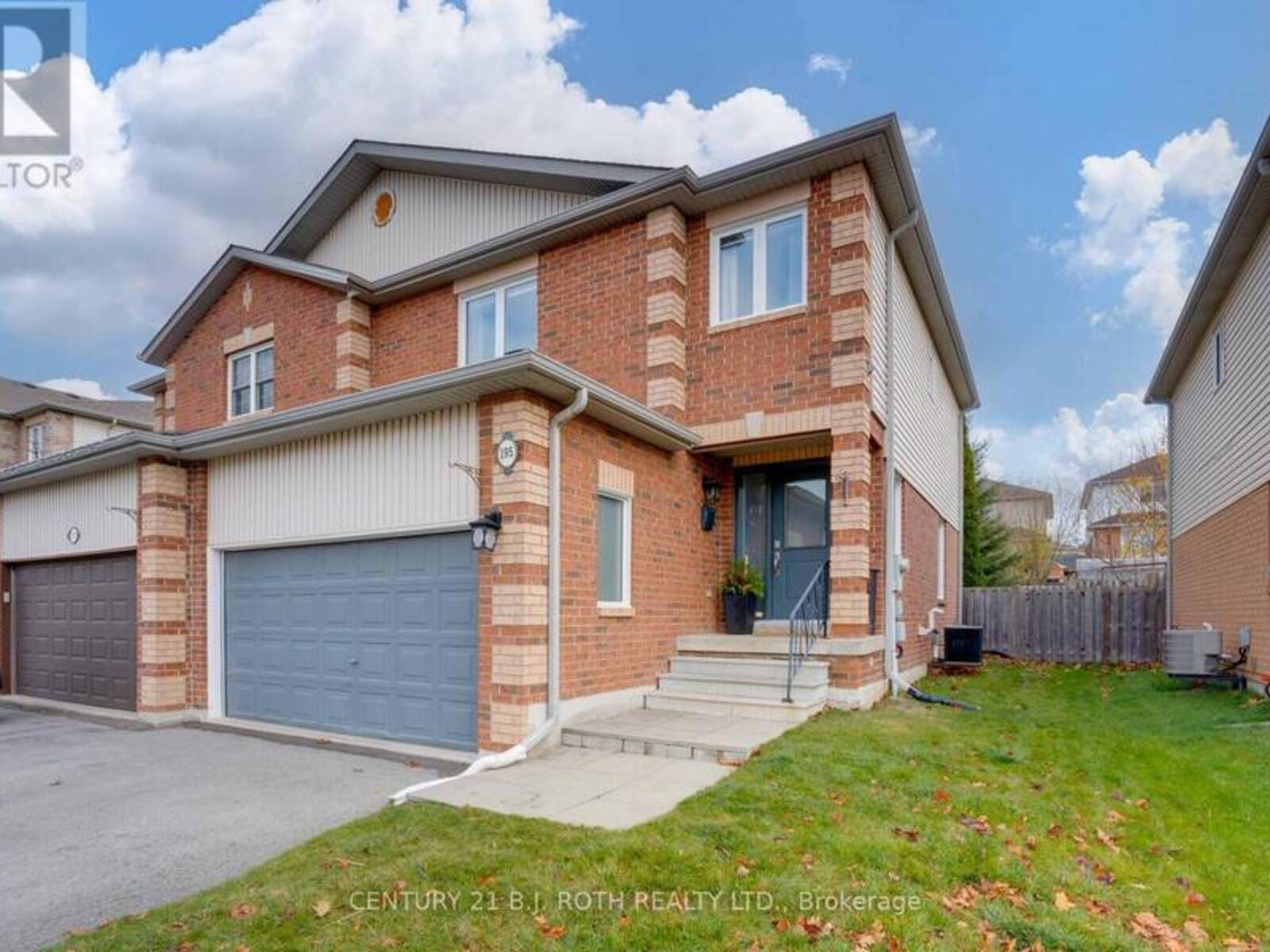 195 PROFESSOR DAY DRIVE, Bradford West Gwillimbury, Ontario L3Z 3C2