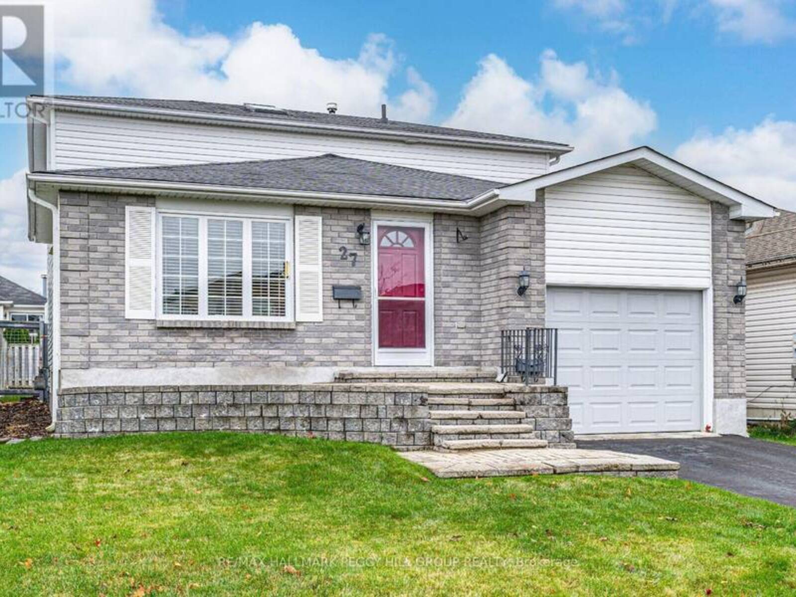 27 WADDINGTON CRESCENT, Barrie, Ontario L4N 8C8