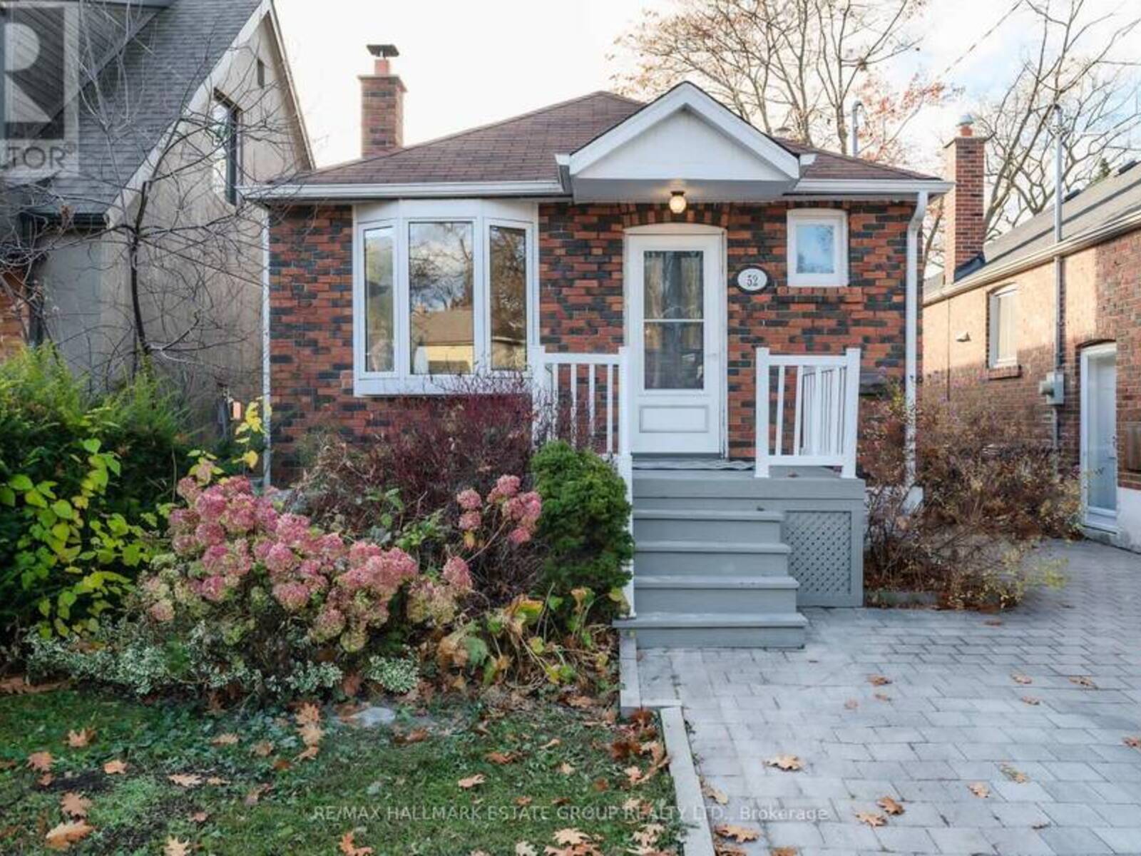 52 CORNELL AVENUE, Toronto, Ontario M1N 2Y2