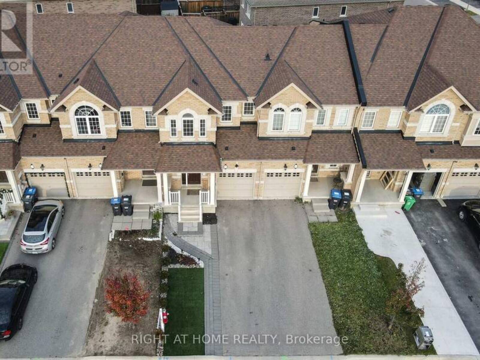 37 IVOR CRESCENT, Brampton, Ontario L7A 4L6