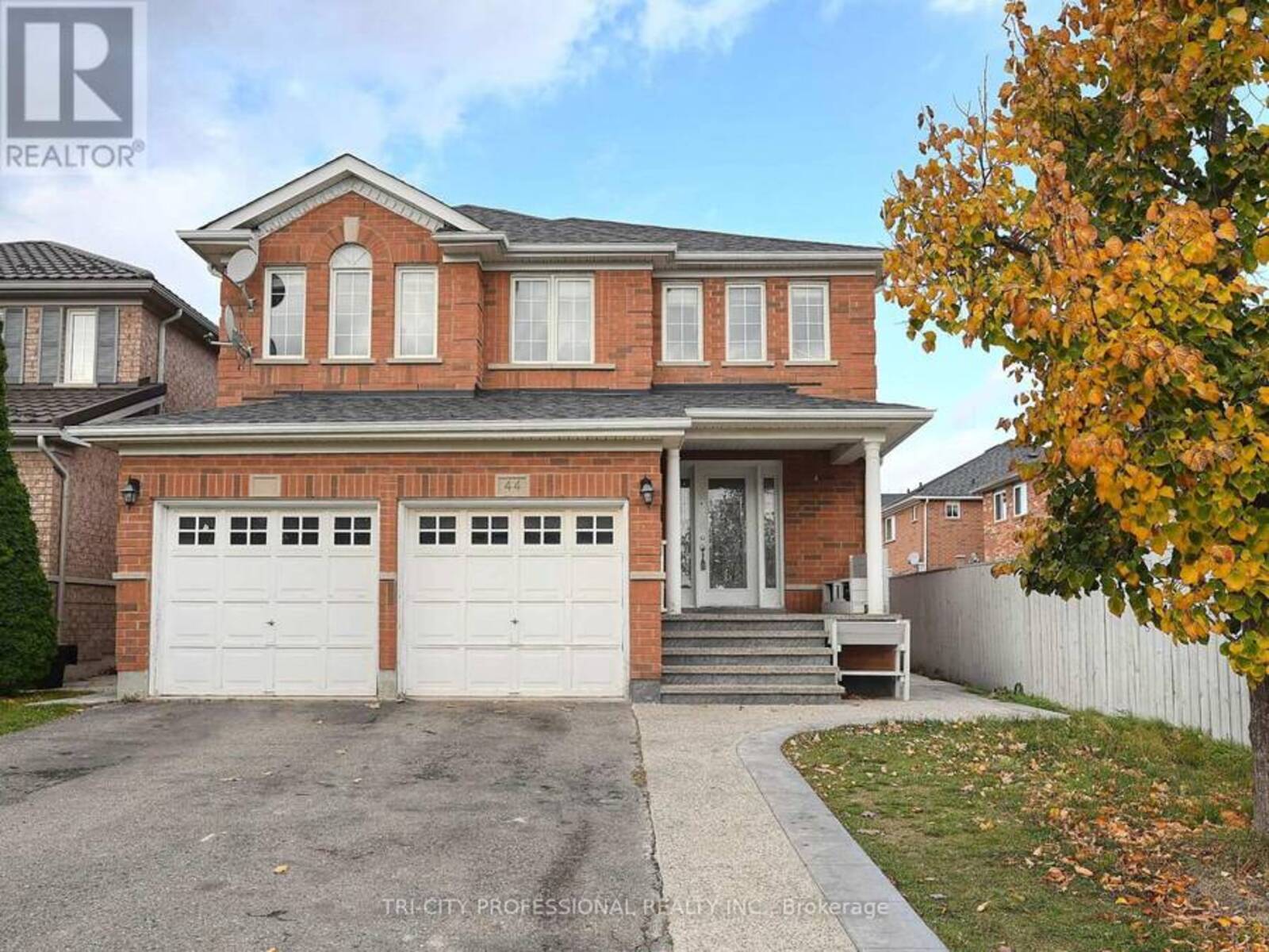 44 CONKLIN DRIVE, Brampton, Ontario L7A 3P5