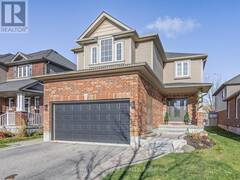 10 IRWIN CRESCENT New Tecumseth Ontario, L9R 0G7