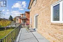 17 DOWLING CIRCLE | Markham Ontario | Slide Image Twelve