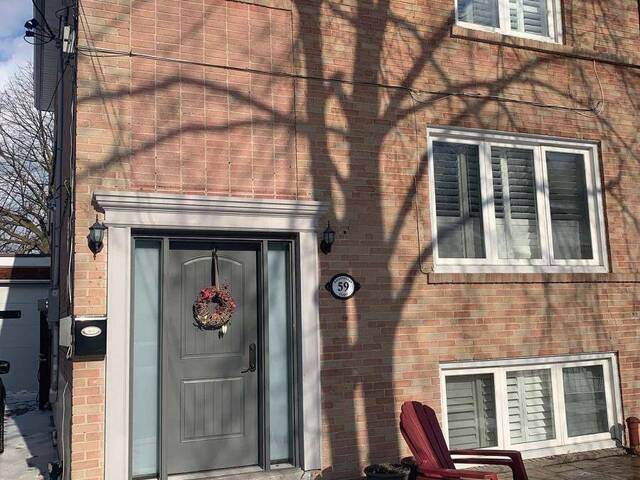 59 EDINBOROUGH CRT Toronto Ontario, M6N 2E9