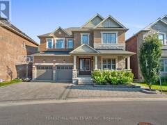 17 KEN SINCLAIR CRESCENT Aurora Ontario, L4G 3J1