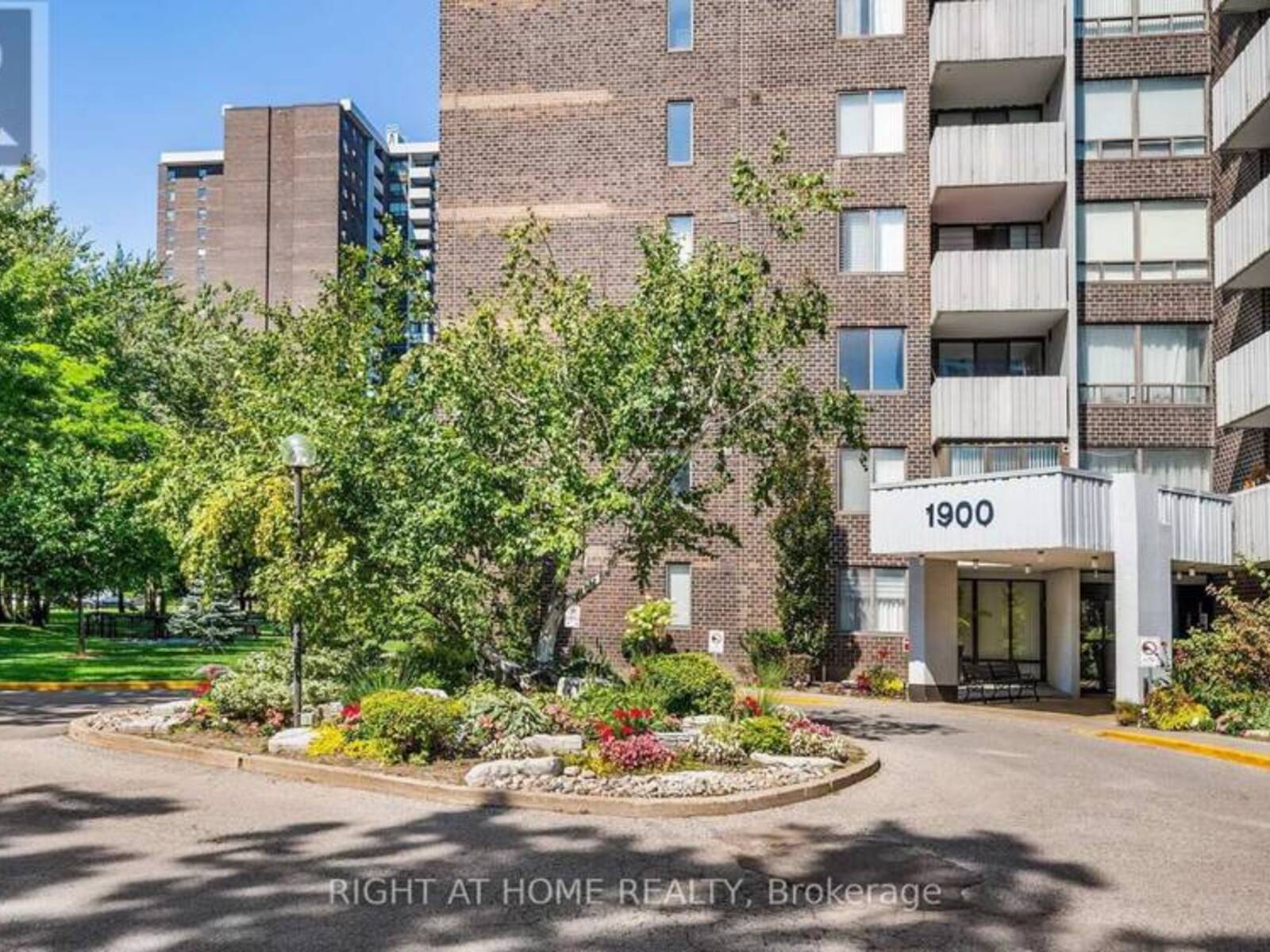 2208 - 1900 SHEPPARD AVENUE E, Toronto, Ontario M2J 4T4