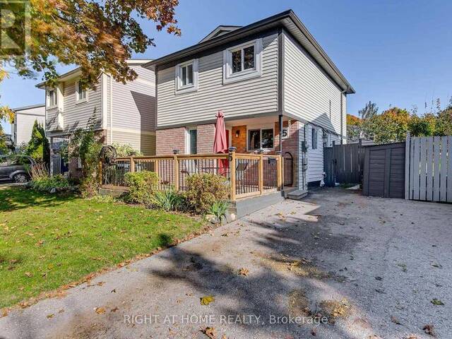 5 DICKENS DRIVE Barrie Ontario, L4N 5C4