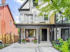 203 MEDLAND STREET Toronto Ontario, M6P 2N6