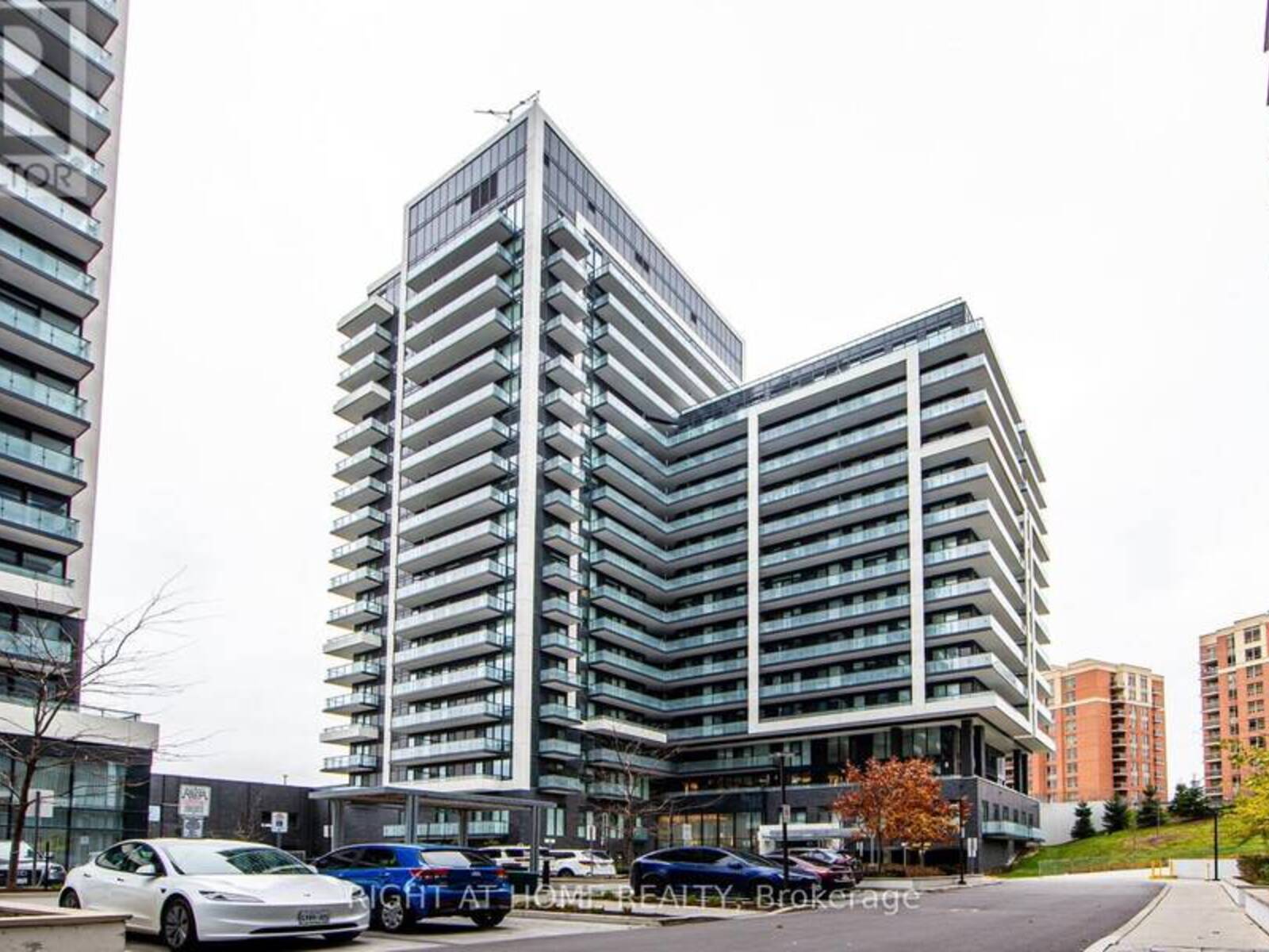 504 - 85 ONEIDA CRESCENT, Richmond Hill, Ontario L4B 0H4