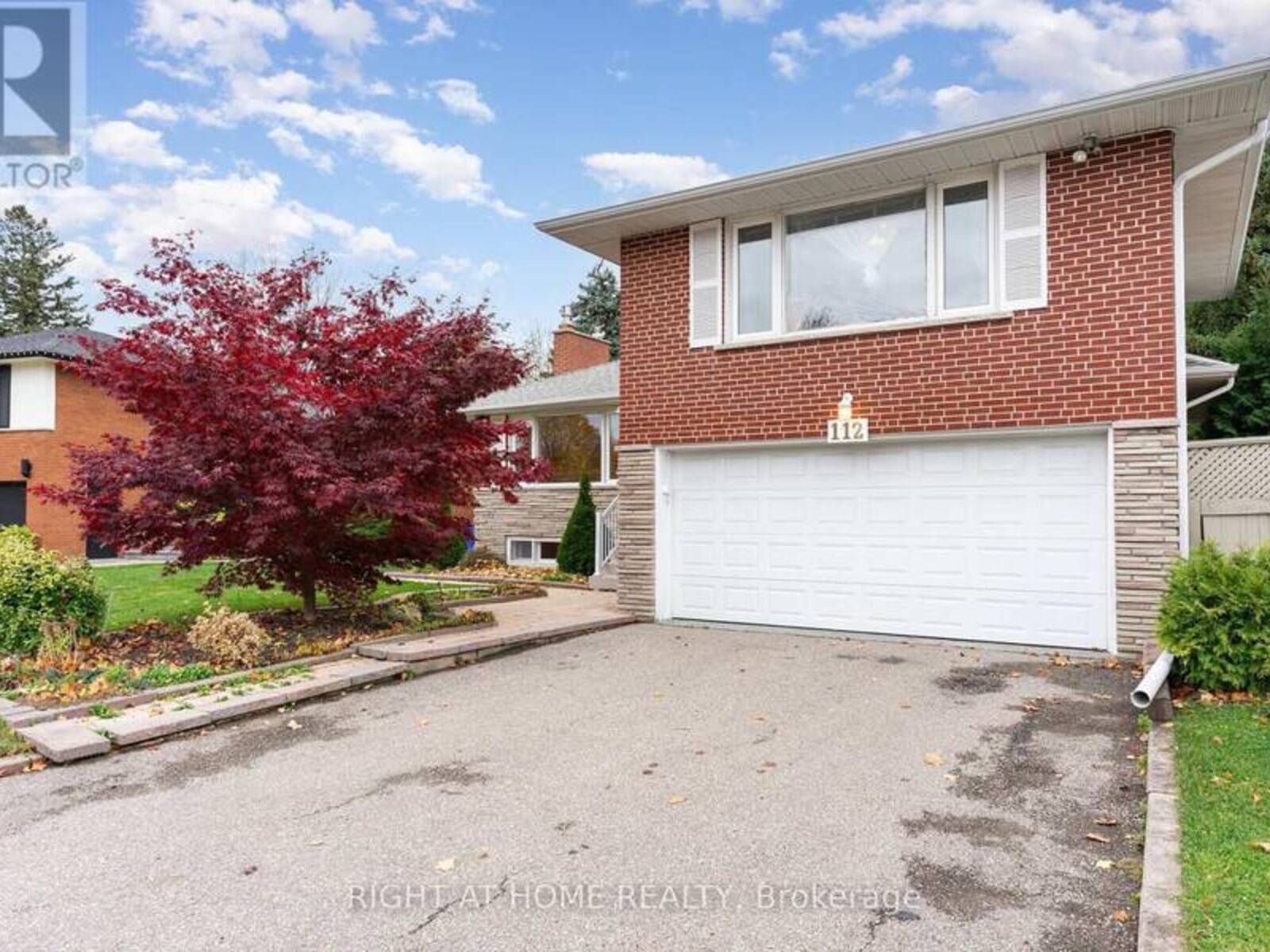 112 STAPLETON DRIVE, Toronto, Ontario M9R 3A8