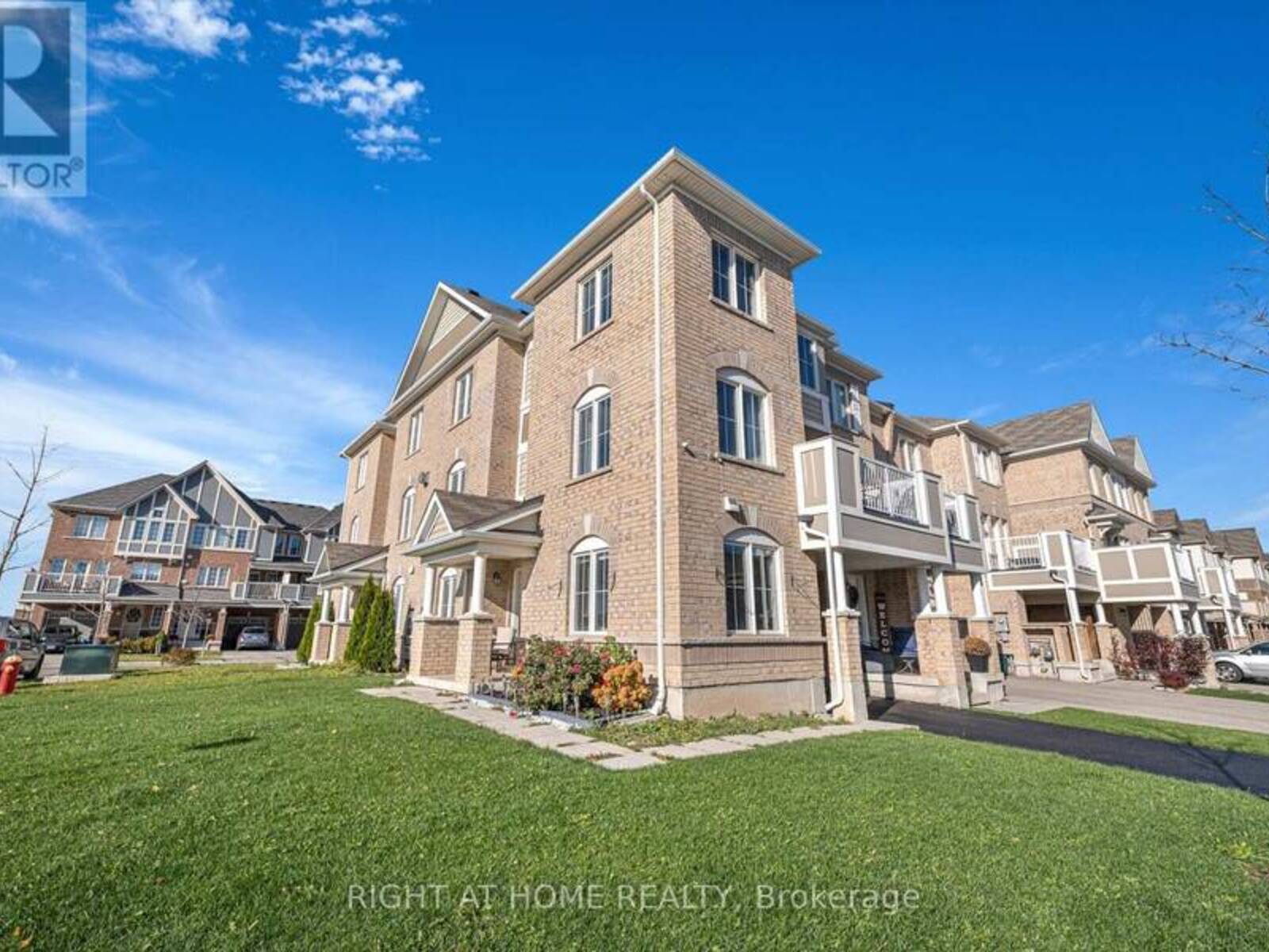 105 BOND HEAD COURT, Milton, Ontario L9E 1G6