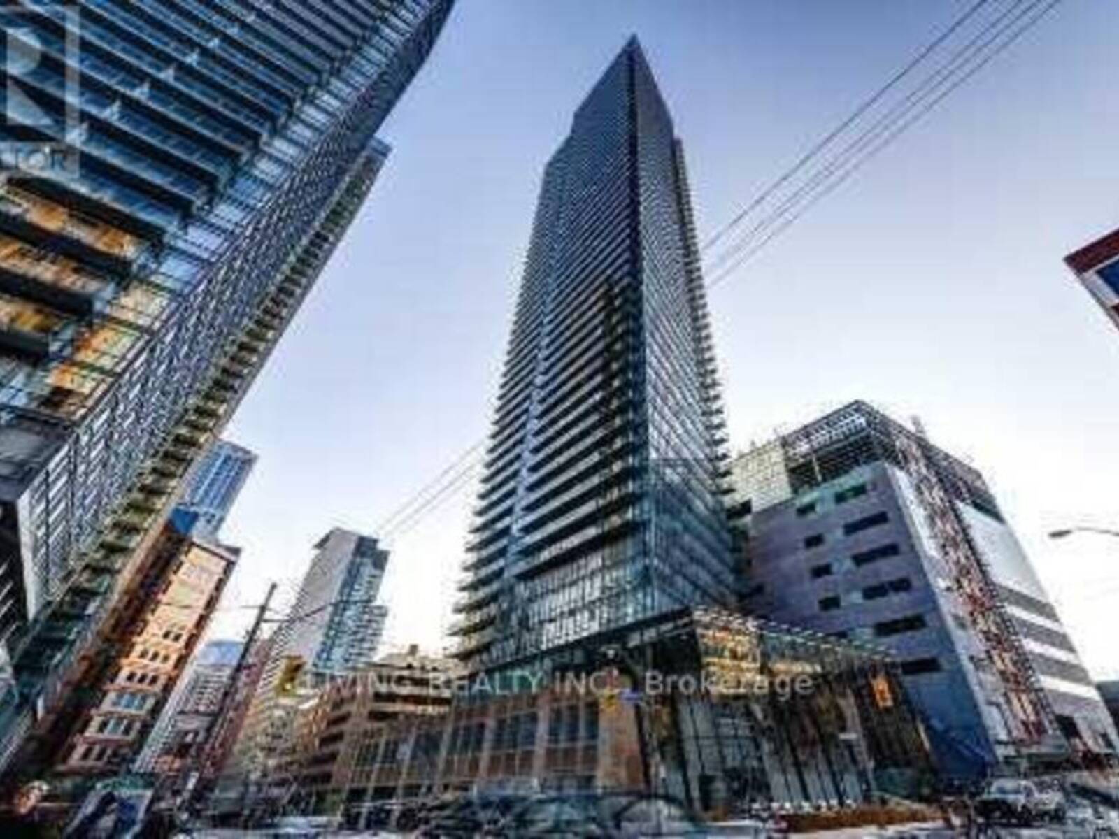 1303 - 832 BAY STREET, Toronto, Ontario M5S 1Z6