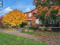 6412 NEWCOMBE DRIVE Mississauga Ontario, L5V 2H9