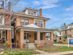 76 SPADINA AVENUE S Hamilton Ontario, L8M 2X3