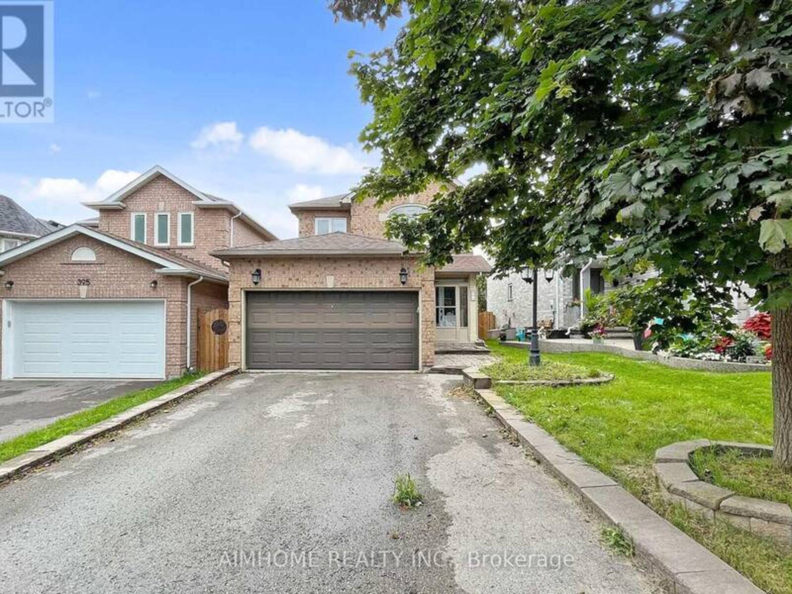 399 FLANAGAN COURT, Newmarket, Ontario L3X 2G1