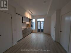 1005 - 319 JARVIS STREET Toronto Ontario, M5B 0C8