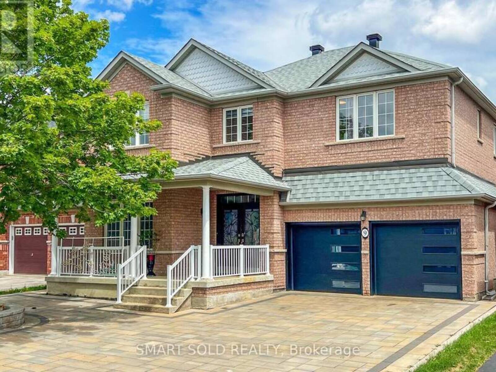 9 CASA NOVA DRIVE, Vaughan, Ontario L4H 2Z9