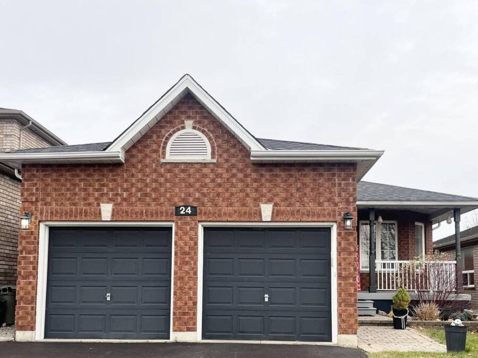 24 RUFFET DRIVE, Barrie, Ontario L4N 0P1