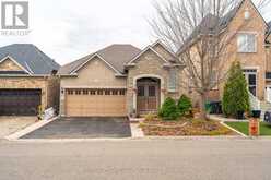 25 AMBOISE CRESCENT | Brampton Ontario | Slide Image One