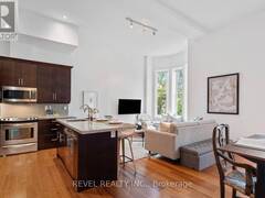 205 - 385 BRUNSWICK AVENUE Toronto Ontario, M5R 3R1