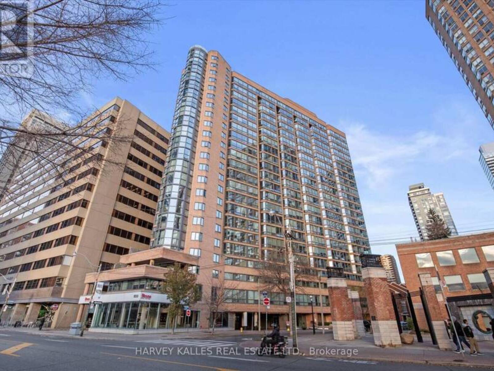 1008 - 1055 BAY STREET, Toronto, Ontario M5S 3A3