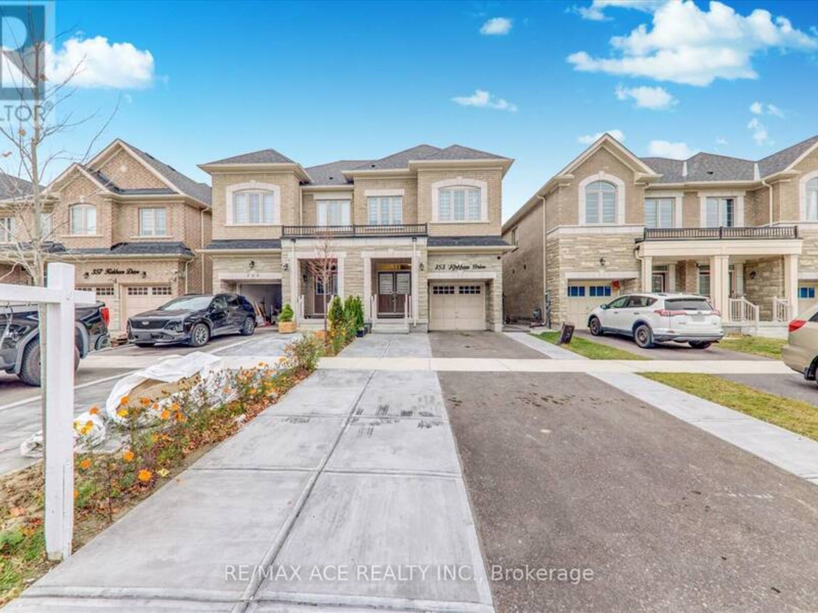 353 KIRKHAM DRIVE, Markham, Ontario L3S 0E8