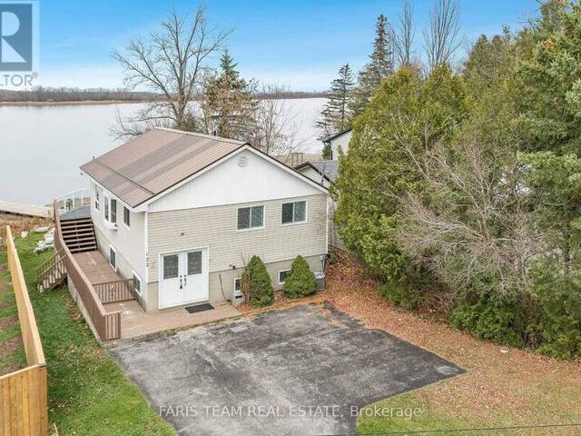 122 MITCHELLS BEACH ROAD Tay Ontario, L0K 2A0