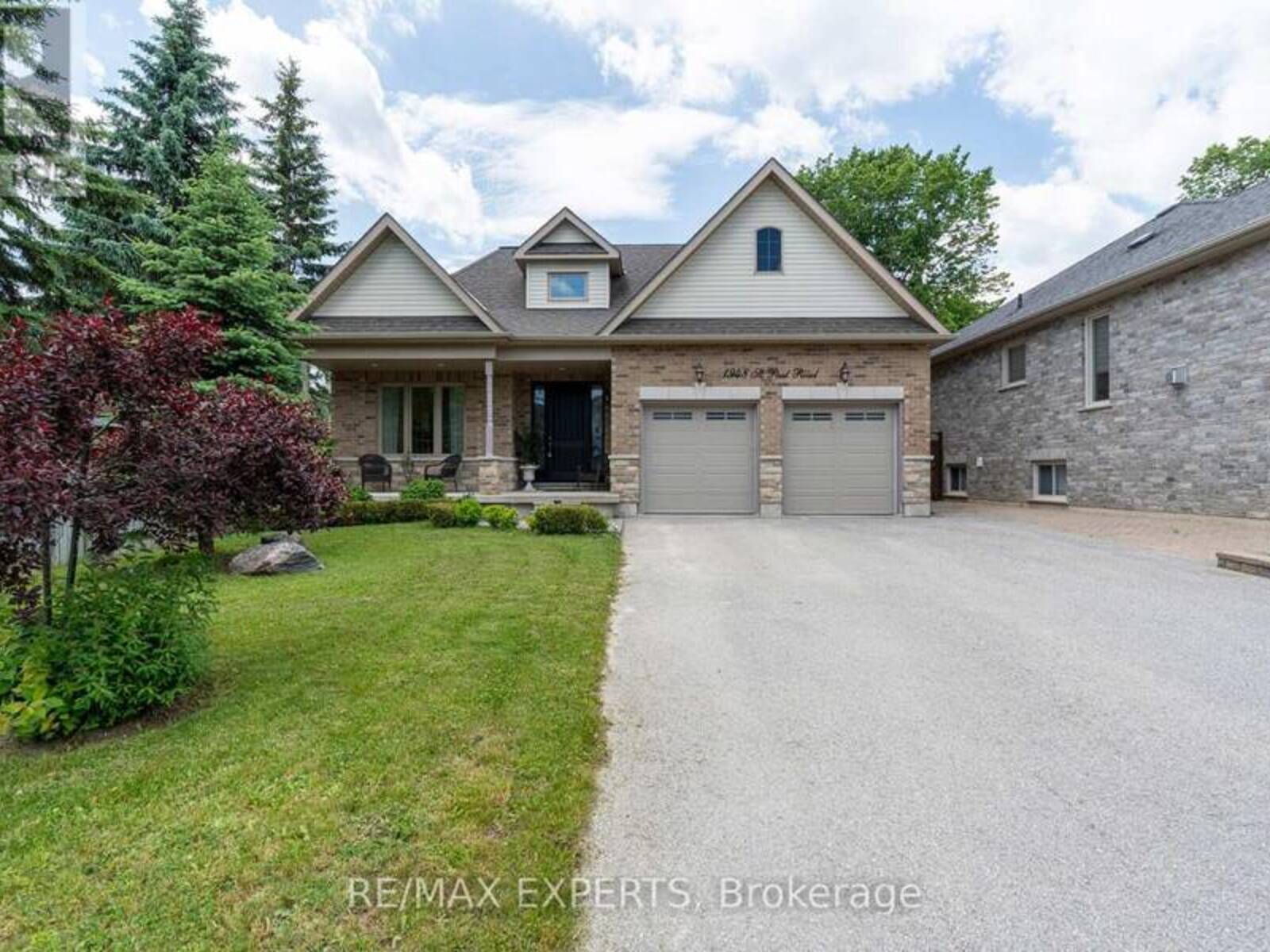 1948 ST. PAUL ROAD, Innisfil, Ontario L9S 1T6