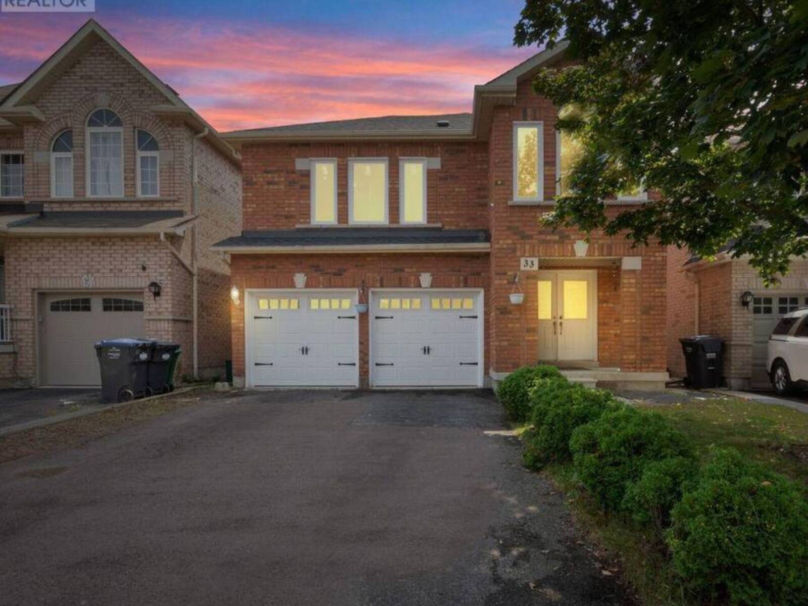 33 ECHORIDGE DRIVE, Brampton, Ontario L7A 3K8