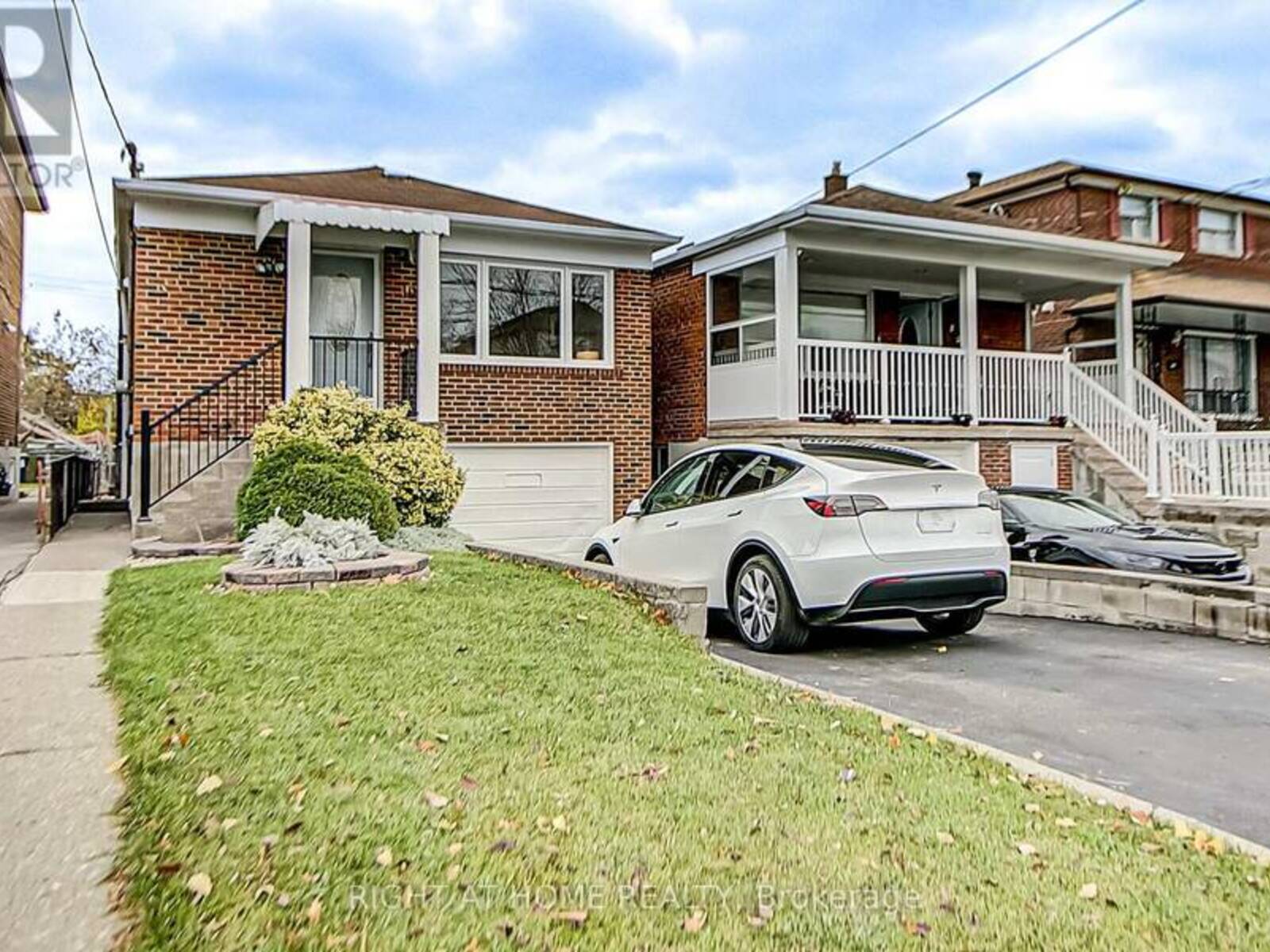 43 MAGNOLIA AVENUE, Toronto, Ontario M1K 3K3