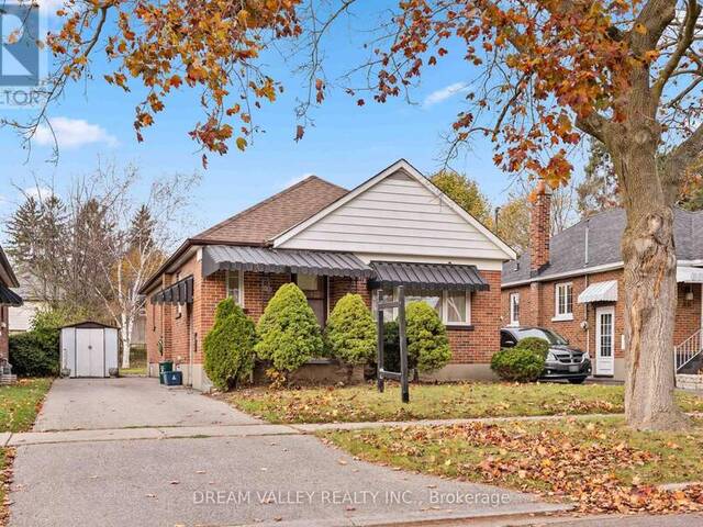 104 OAKES AVENUE Oshawa Ontario, L1G 6C6