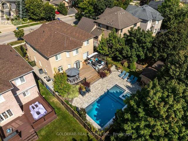 215 THOMSON CREEK BOULEVARD Vaughan Ontario, L4H 1H1