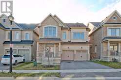 1115 GRAINGER TRAIL | Newmarket Ontario | Slide Image Two