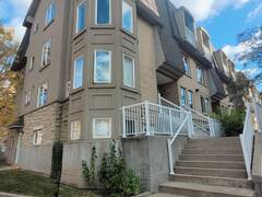 14 - 25 FOUNDRY AVENUE Toronto Ontario, M6H 4K7