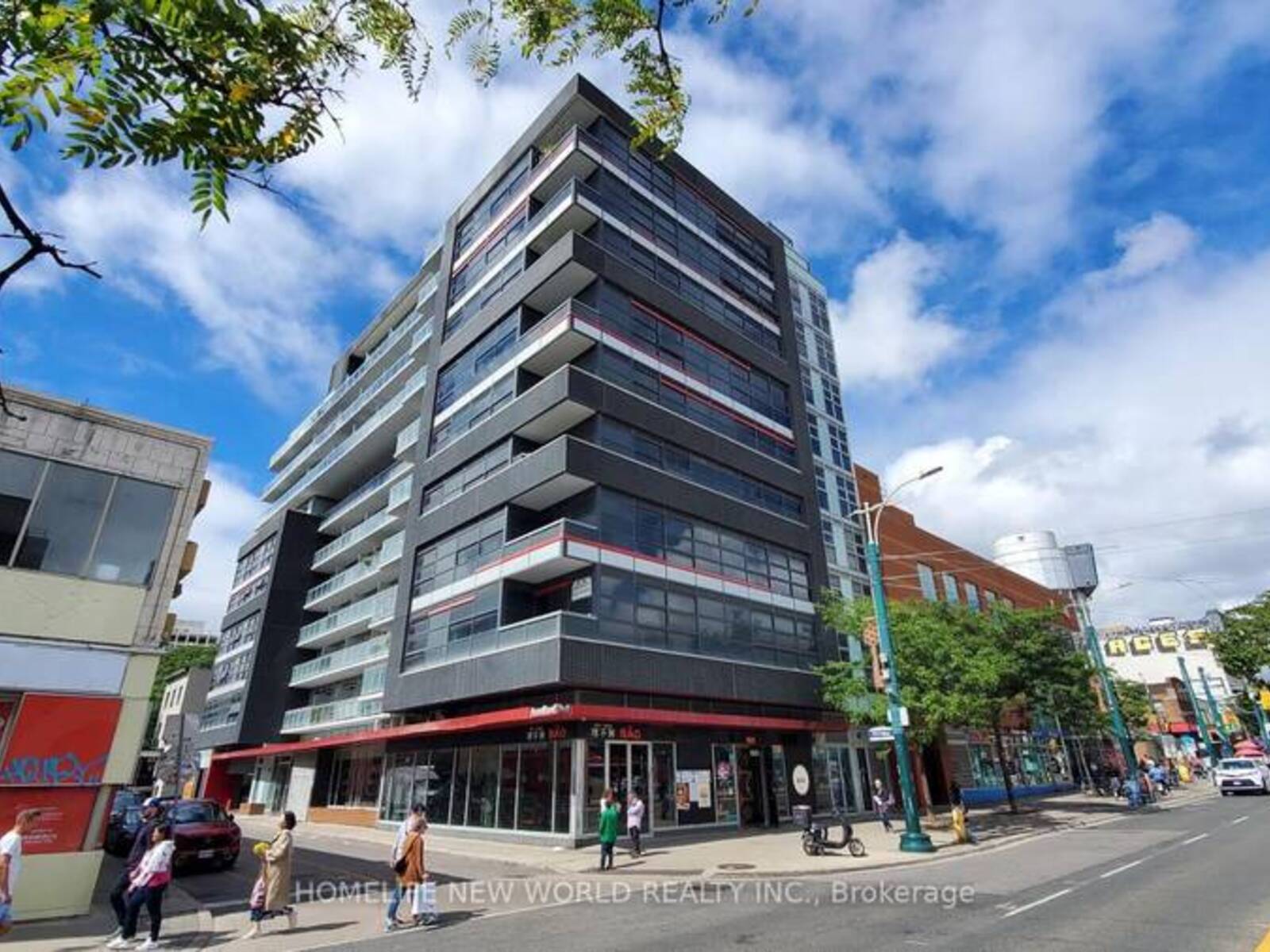 602 - 10 WILLISON SQUARE, Toronto, Ontario M5T 0A8