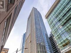 611 - 210 VICTORIA STREET Toronto Ontario, M5B 2R3