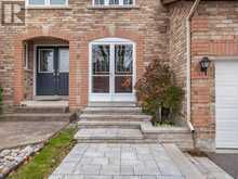 27 BLOOMGATE CRESCENT | Richmond Hill Ontario | Slide Image Two