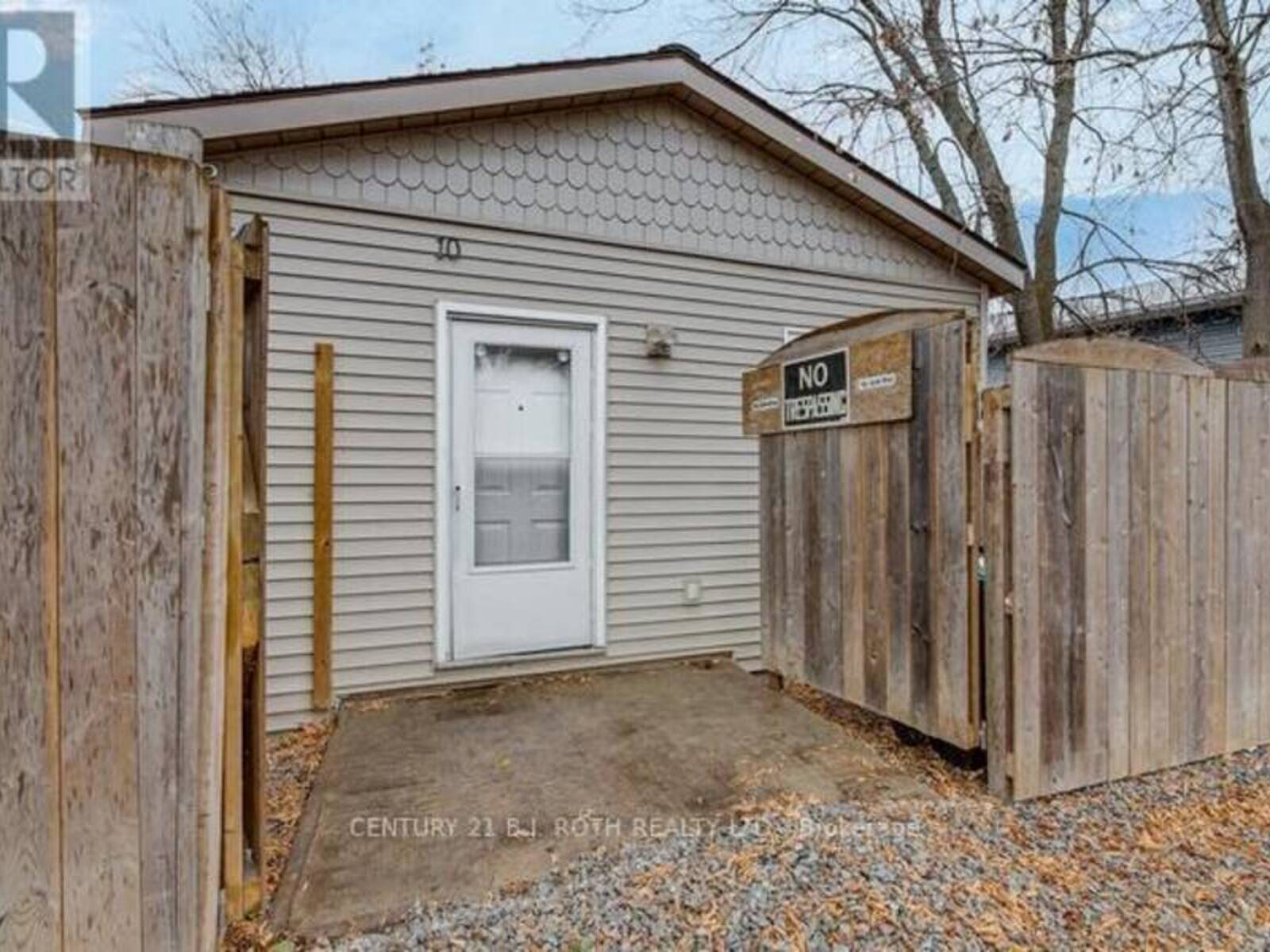 10 LEVI SIMON TRAIL, Penetanguishene, Ontario L9M 1A4